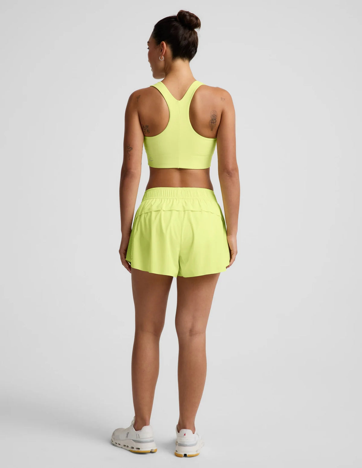 Beyond Yoga Solemate 2.5 Short - Electric Lime