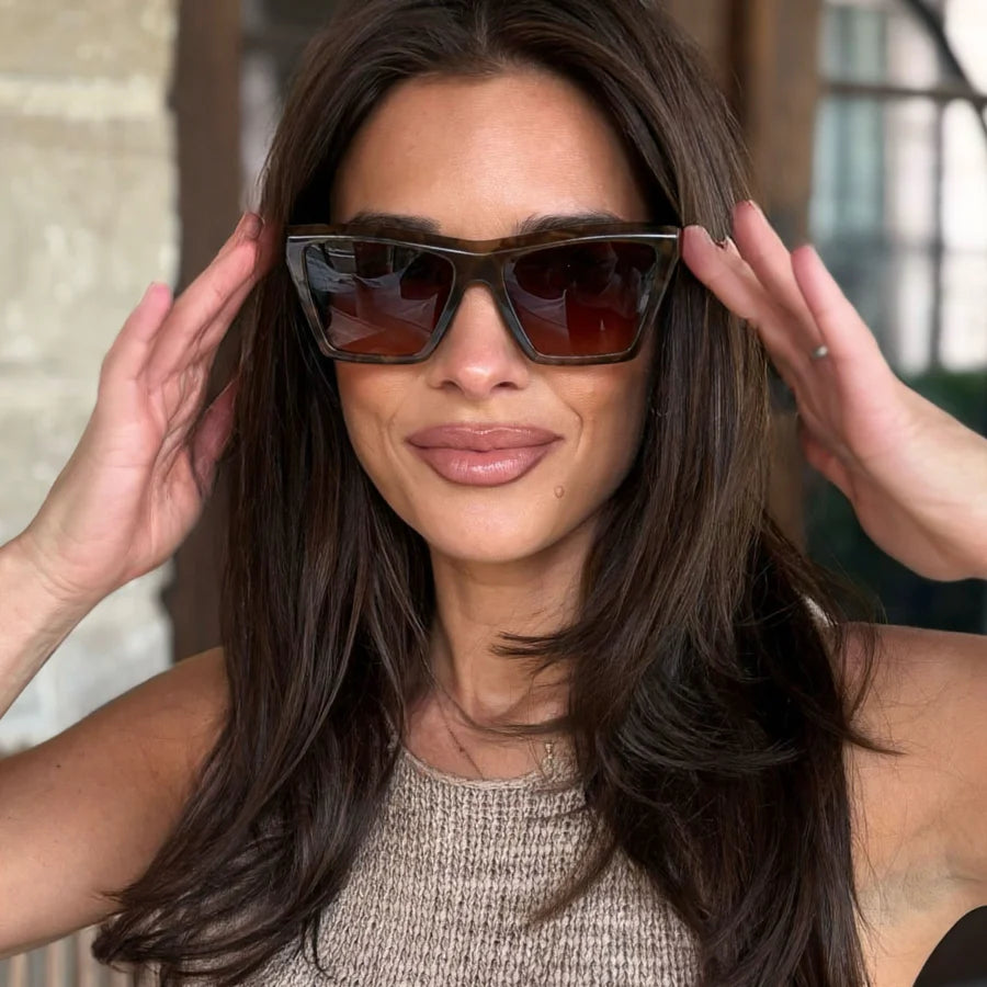 DIFF Eyewear Vivi Polarized Sunglasses - Black walnut tortoise brown