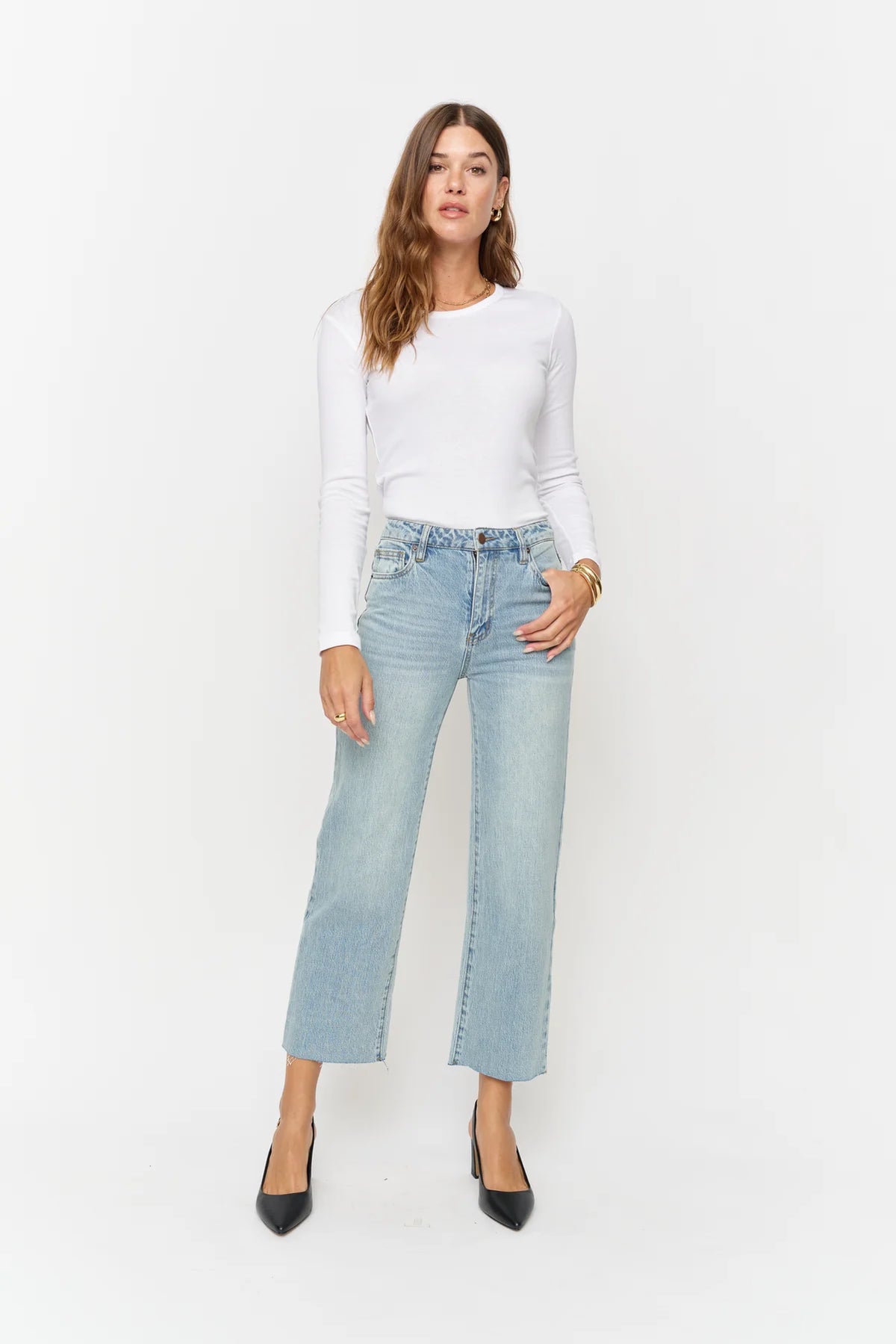 Oliver Logan Aberdeen Wide Leg- Light Indigo Worn
