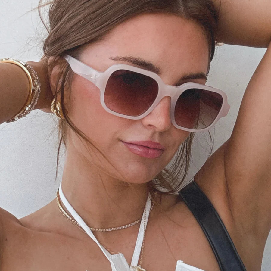 DIFF Eyewear Lola Polarized Sunglasses - Milky blush brown