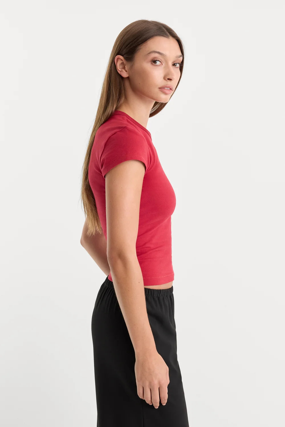 Good American The Cap Sleeve Tee- Carmine