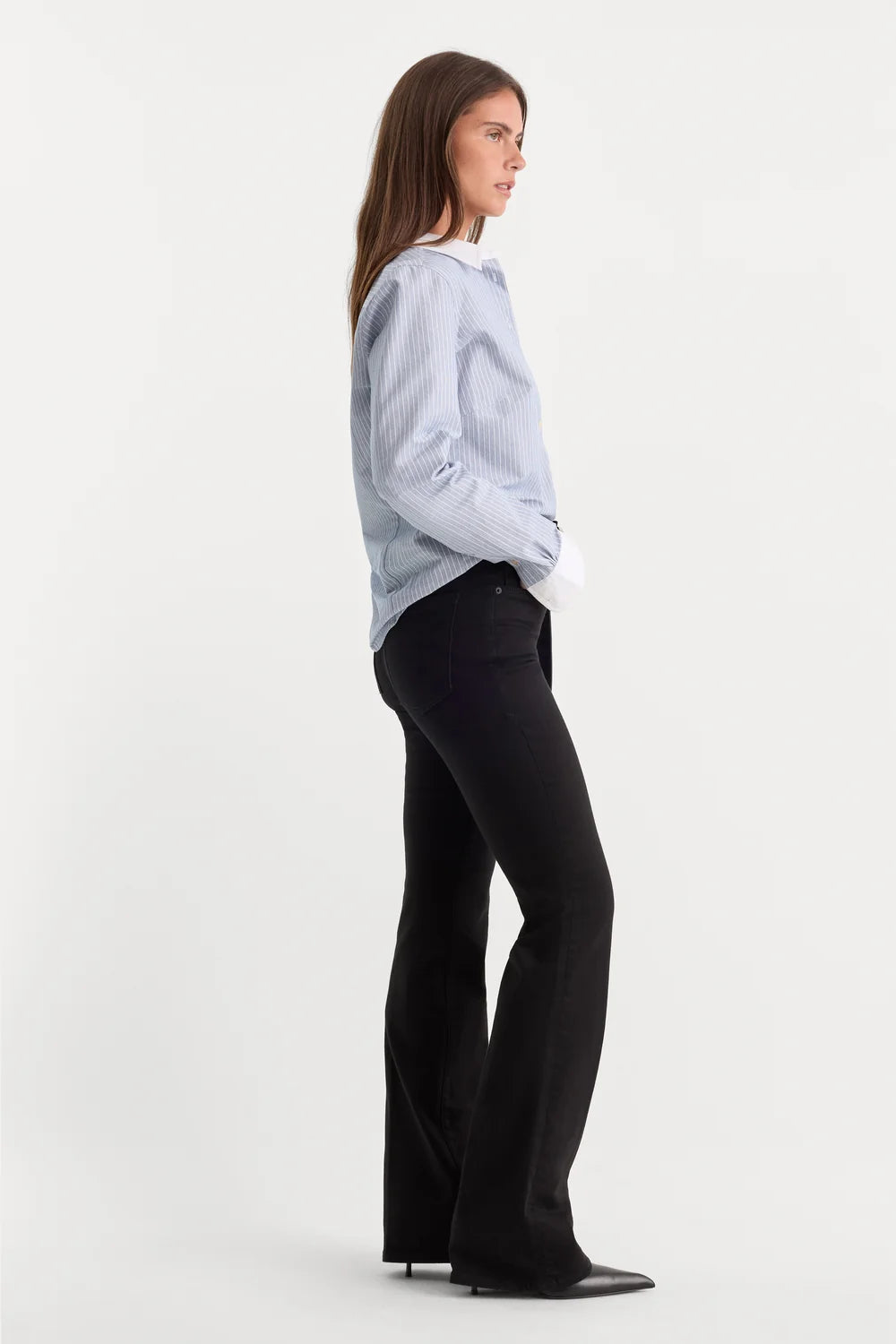 Good American Never Fade Good Classic Slim Bootcut Jeans- Black