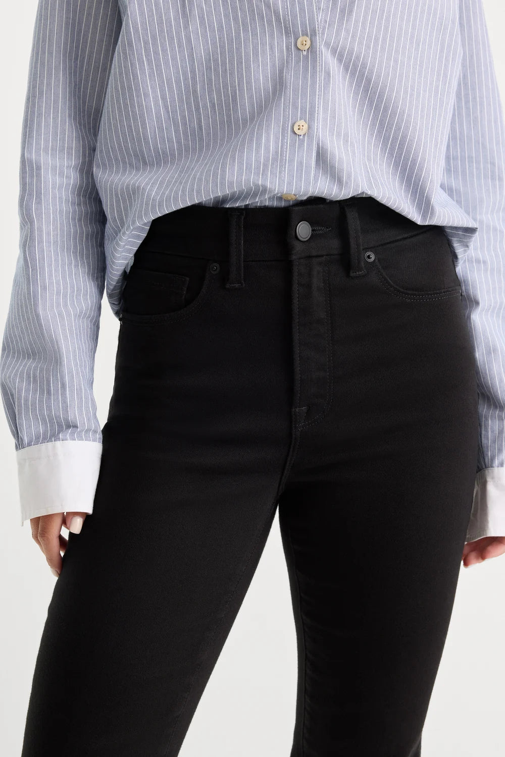 Good American Never Fade Good Classic Slim Bootcut Jeans- Black