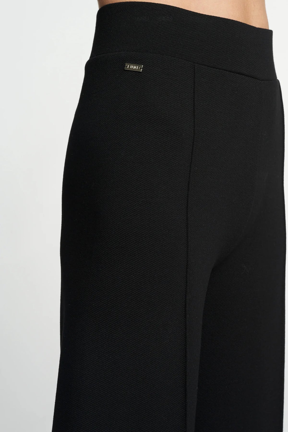 Lune Active Forest Flared Pant - Black