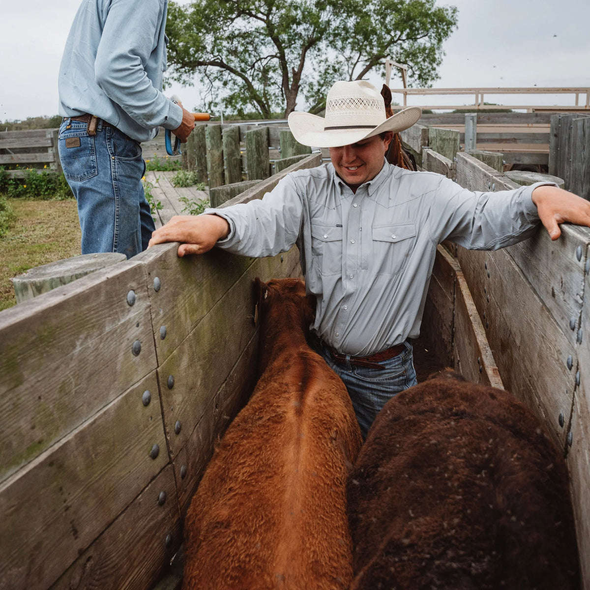 PONCHO Ultra-Lite Long Sleeve Shirt - The San Saba