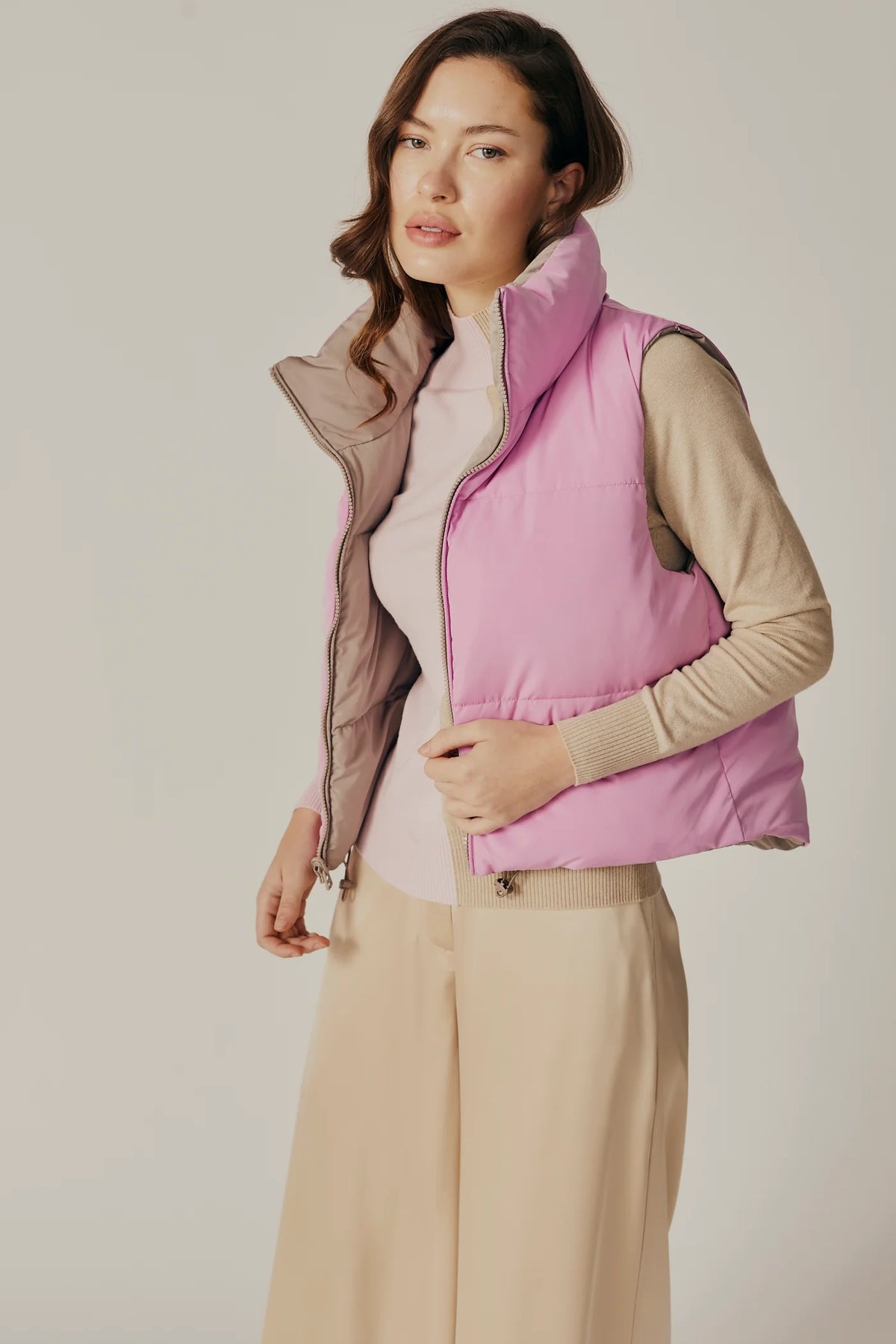 Deluc Kansas Reversible Puffer Gilet - Pink/Mink