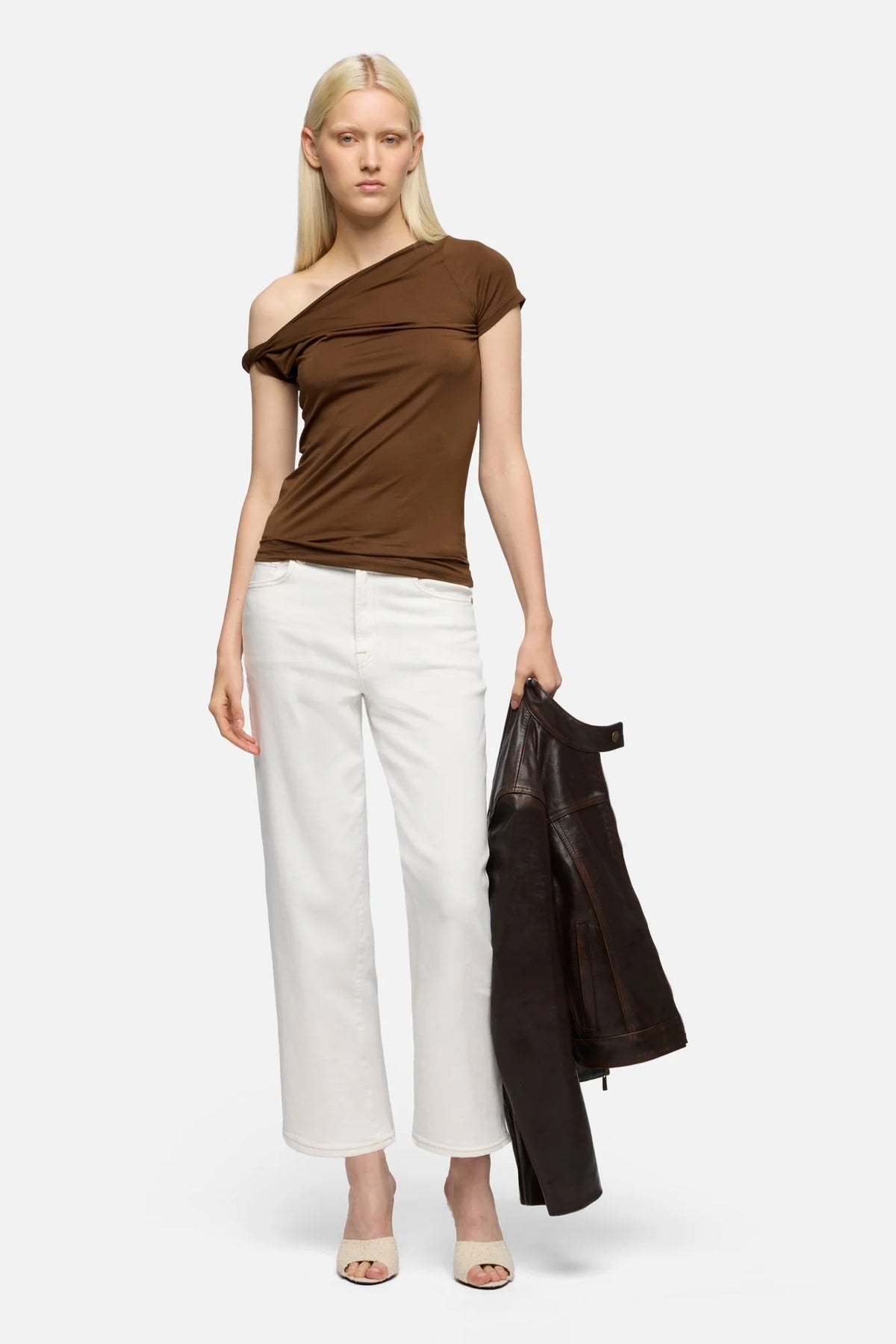 7 For All Mankind Stovepipe Straight Ankle - Sugar