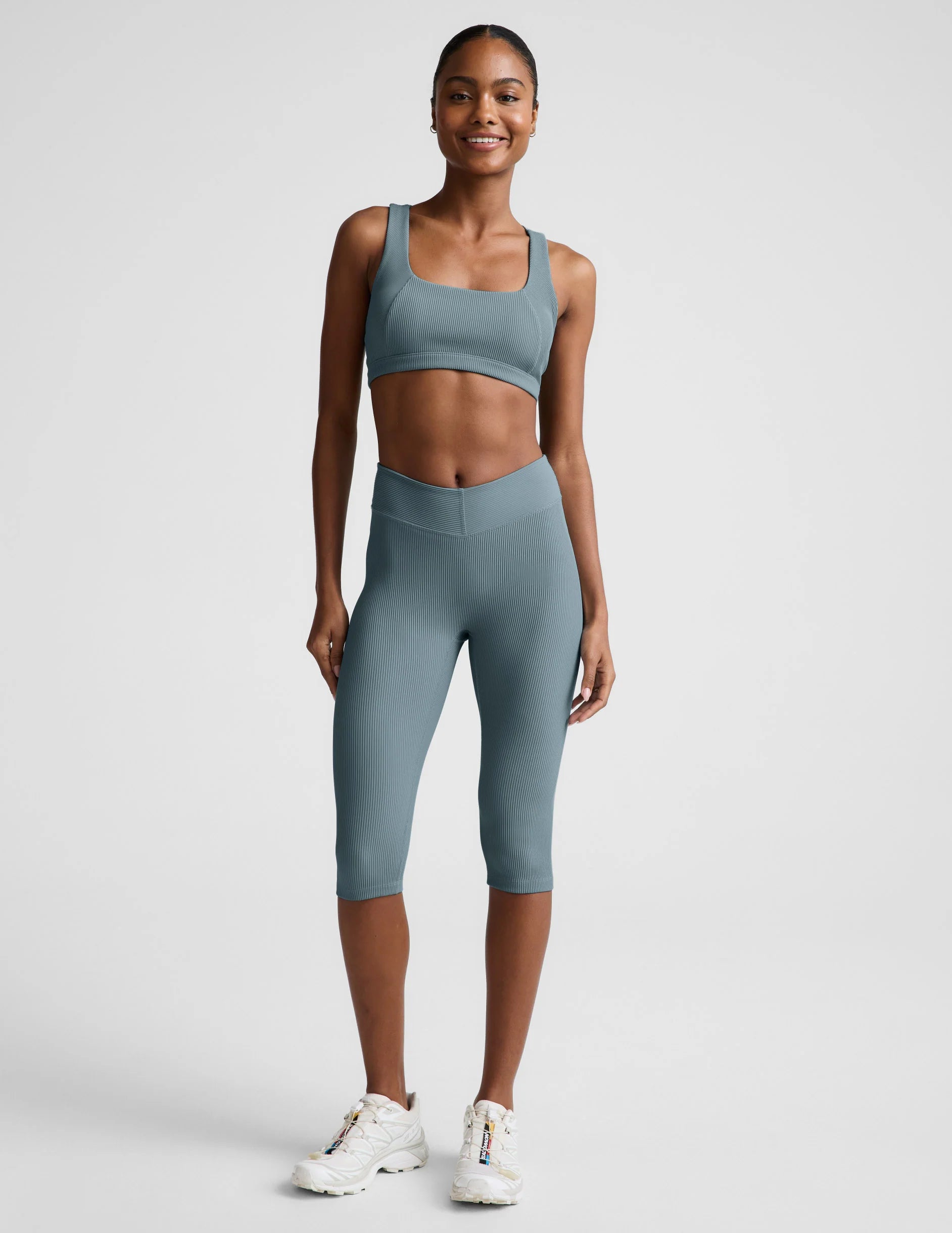 Beyond Yoga Impulse Ribbed V-Waist Pedal Pusher Legging- Shaken Blue