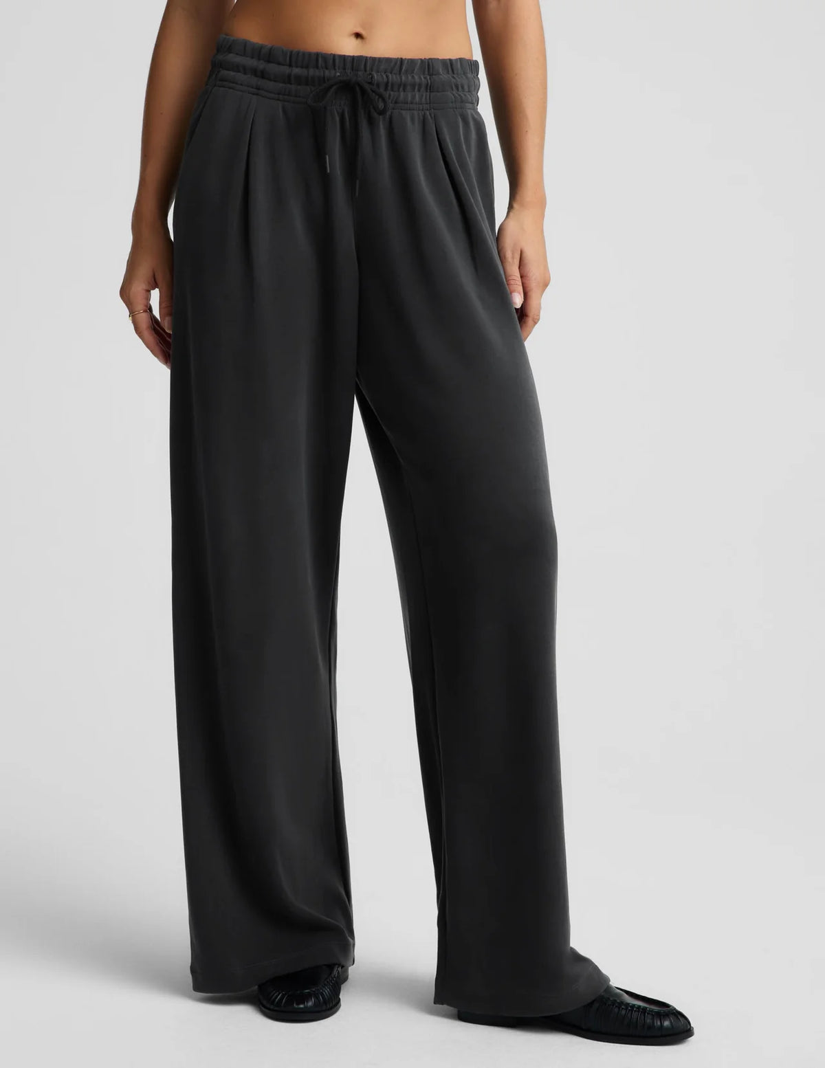 Beyond Yoga Luxe Sandwash Double Knit Wide Leg Pant- Dark Charcoal