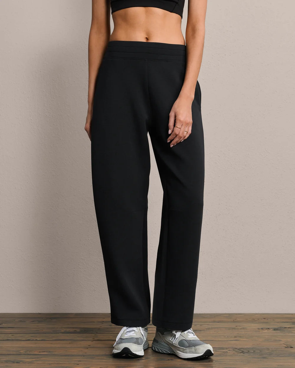 Rhone Apparel DreamGlow® Barrel Leg Pant- Pure Black Heather