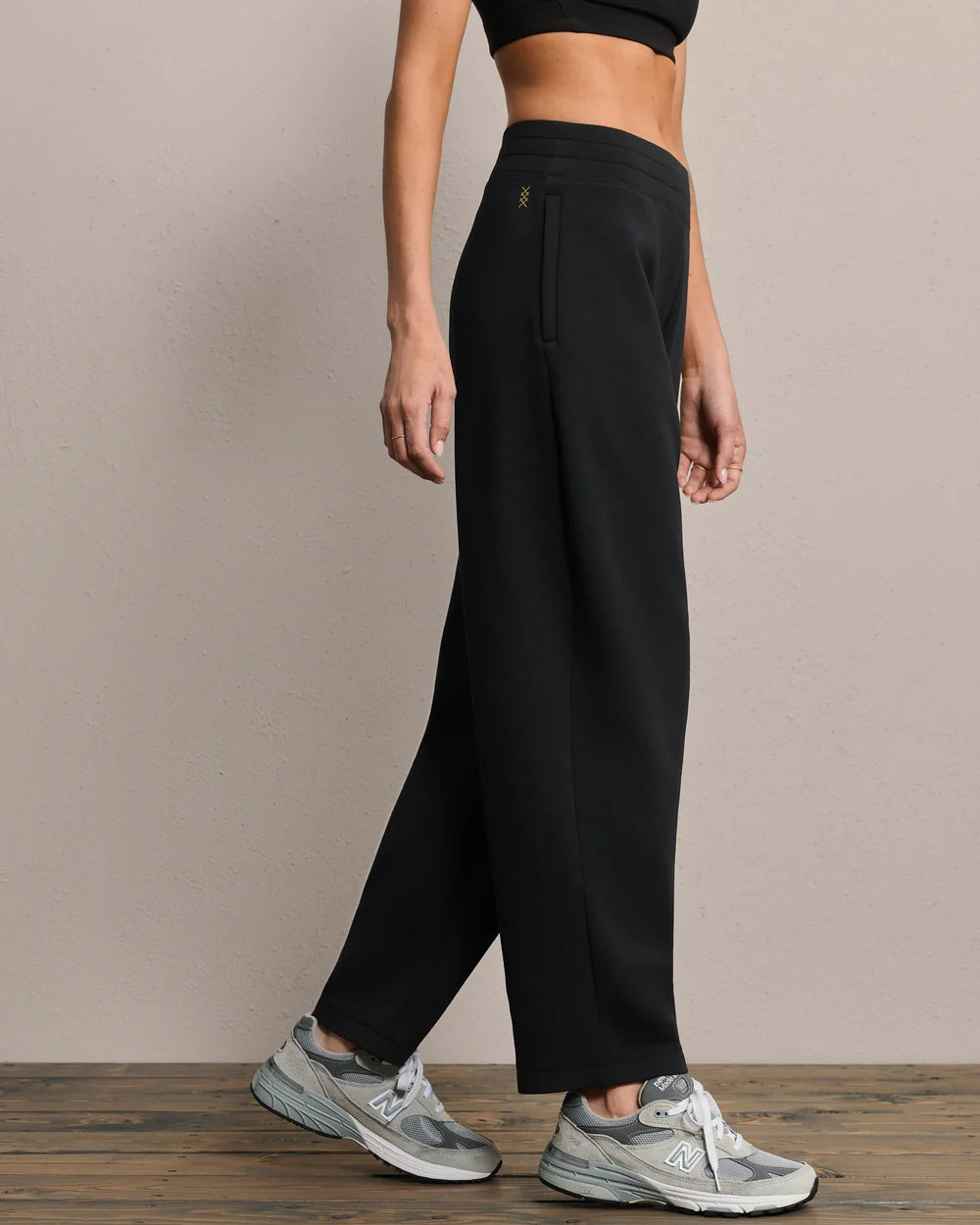 Rhone Apparel DreamGlow® Barrel Leg Pant- Pure Black Heather