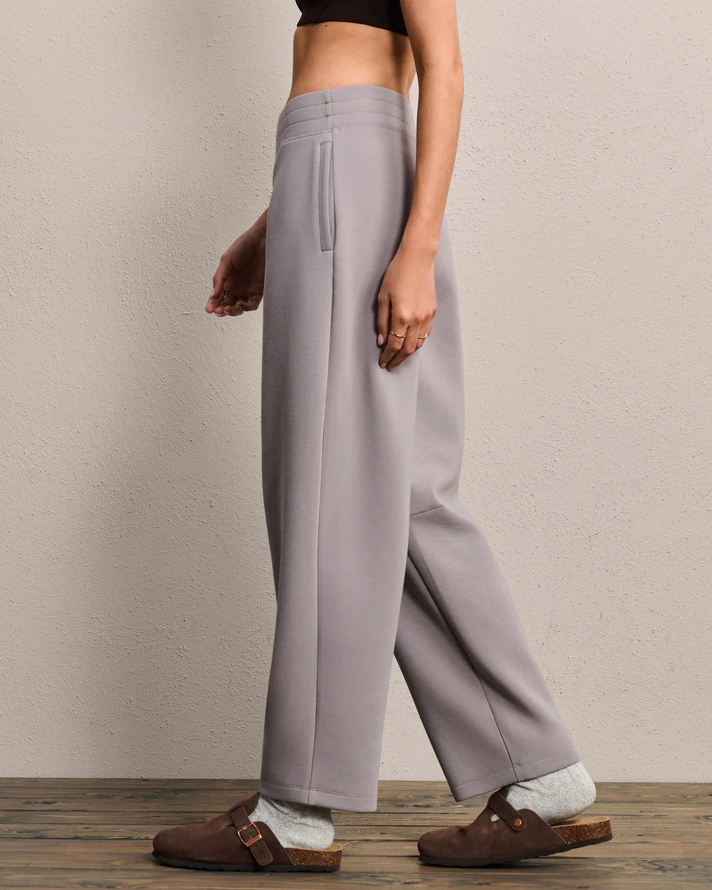 Rhone Apparel DreamGlow® Barrel Leg Pant- Taupe Mist
