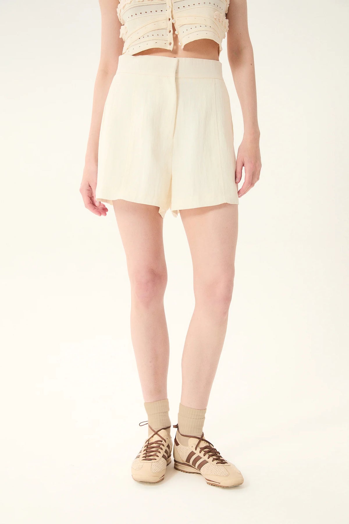 Deluc Paxos Short - Ecru
