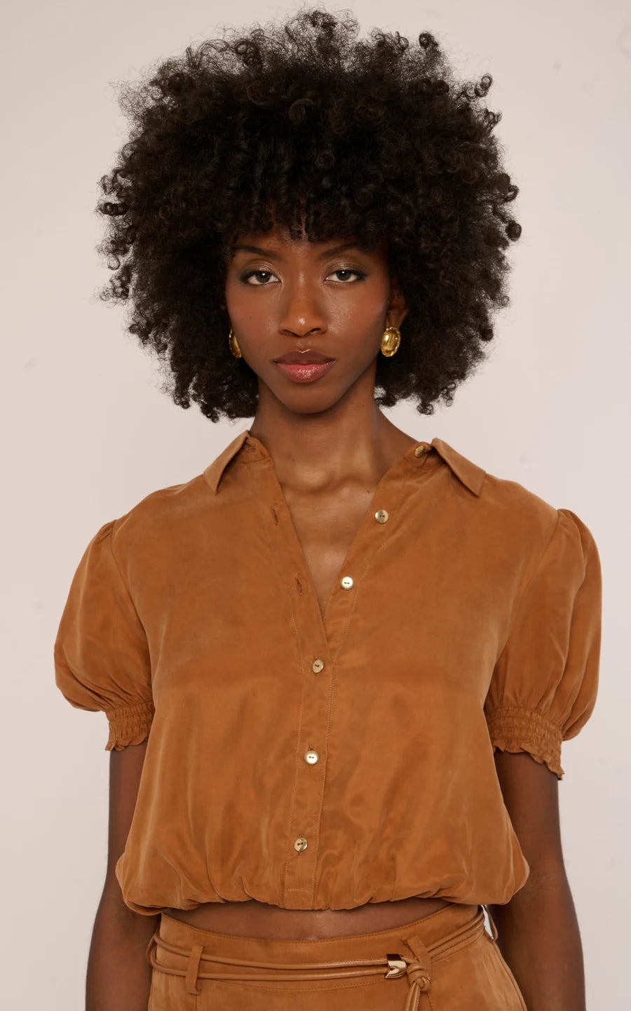 Love the Label Faelyn Top- Cognac