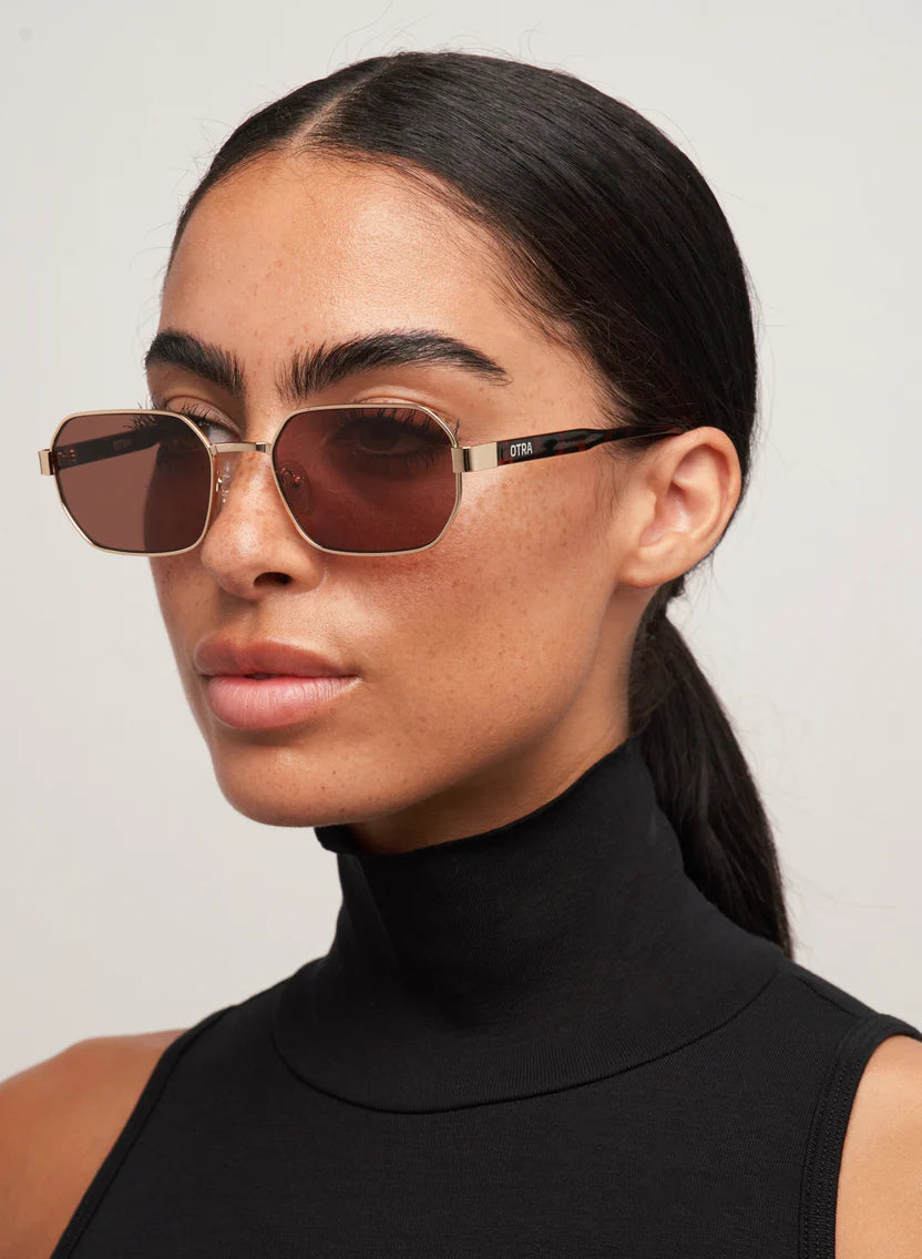Otra Eyewear Hannah- Gold/ Brown
