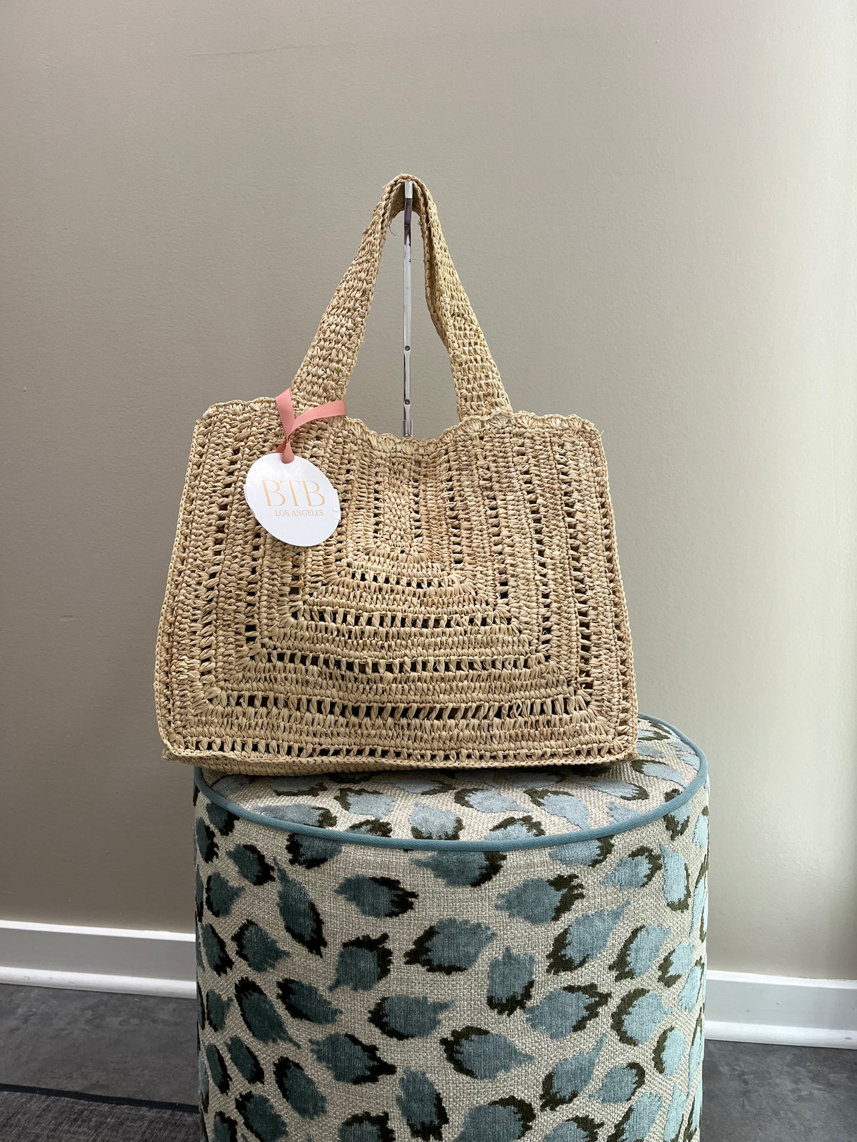 BTB Los Angeles Beth Tote - Natural