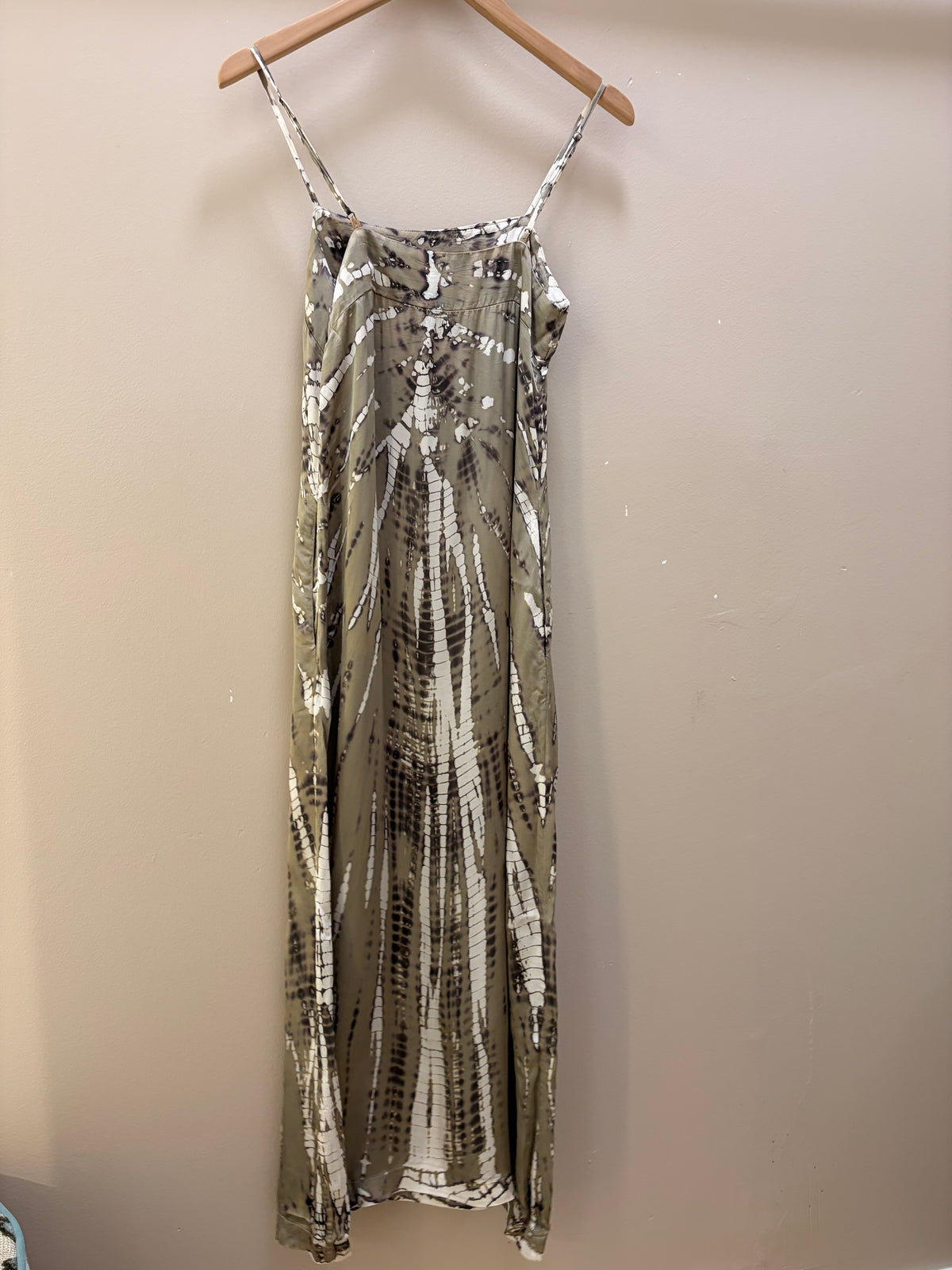 Young Fabulous & Broke Kahana Slip Dress Tie Dye - Desert Sage / Nexus Wash
