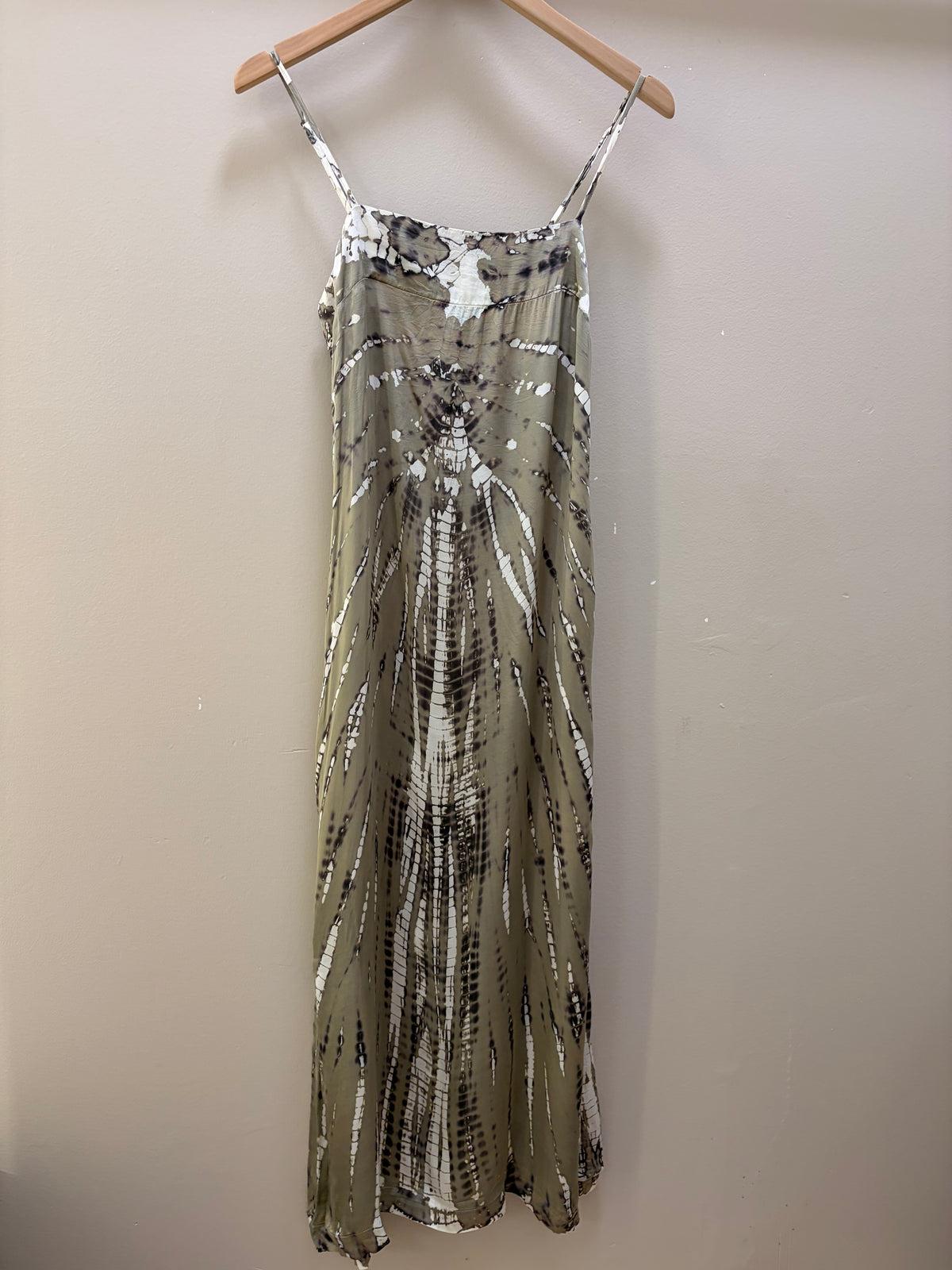 Young Fabulous & Broke Kahana Slip Dress Tie Dye - Desert Sage / Nexus Wash
