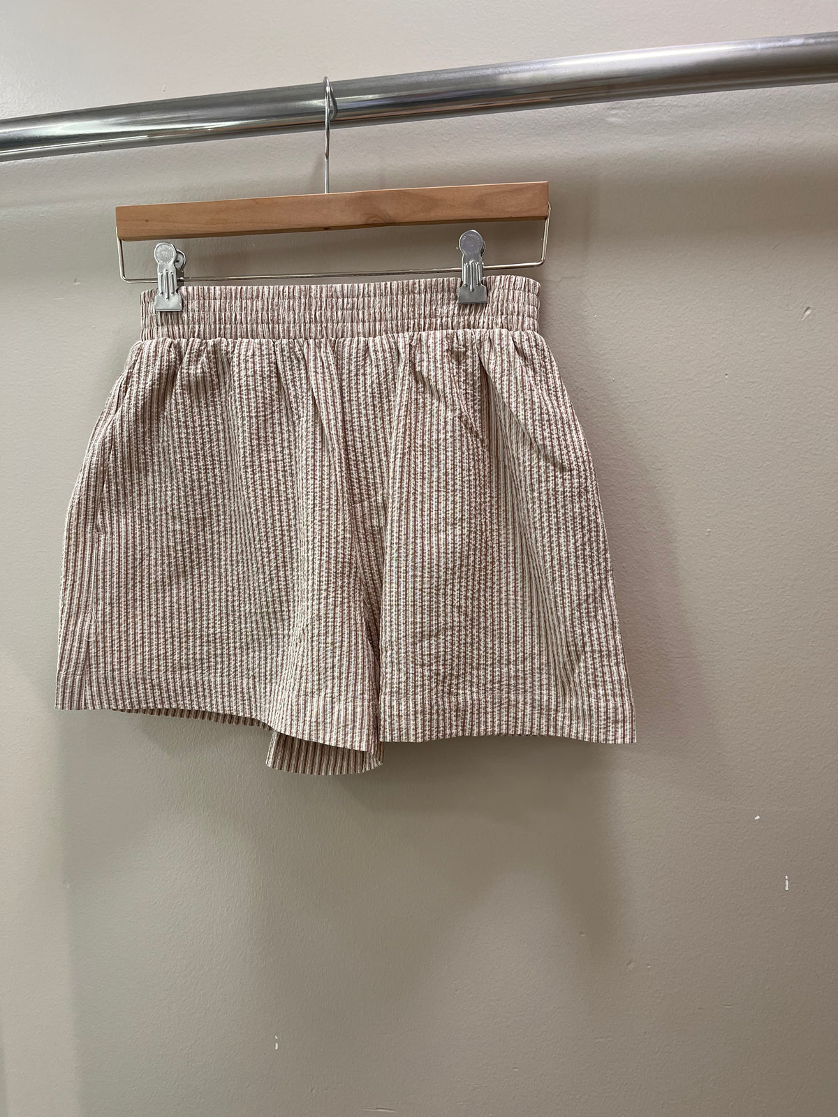 Varley Darina Short 4 - Birch Taupe Stripe