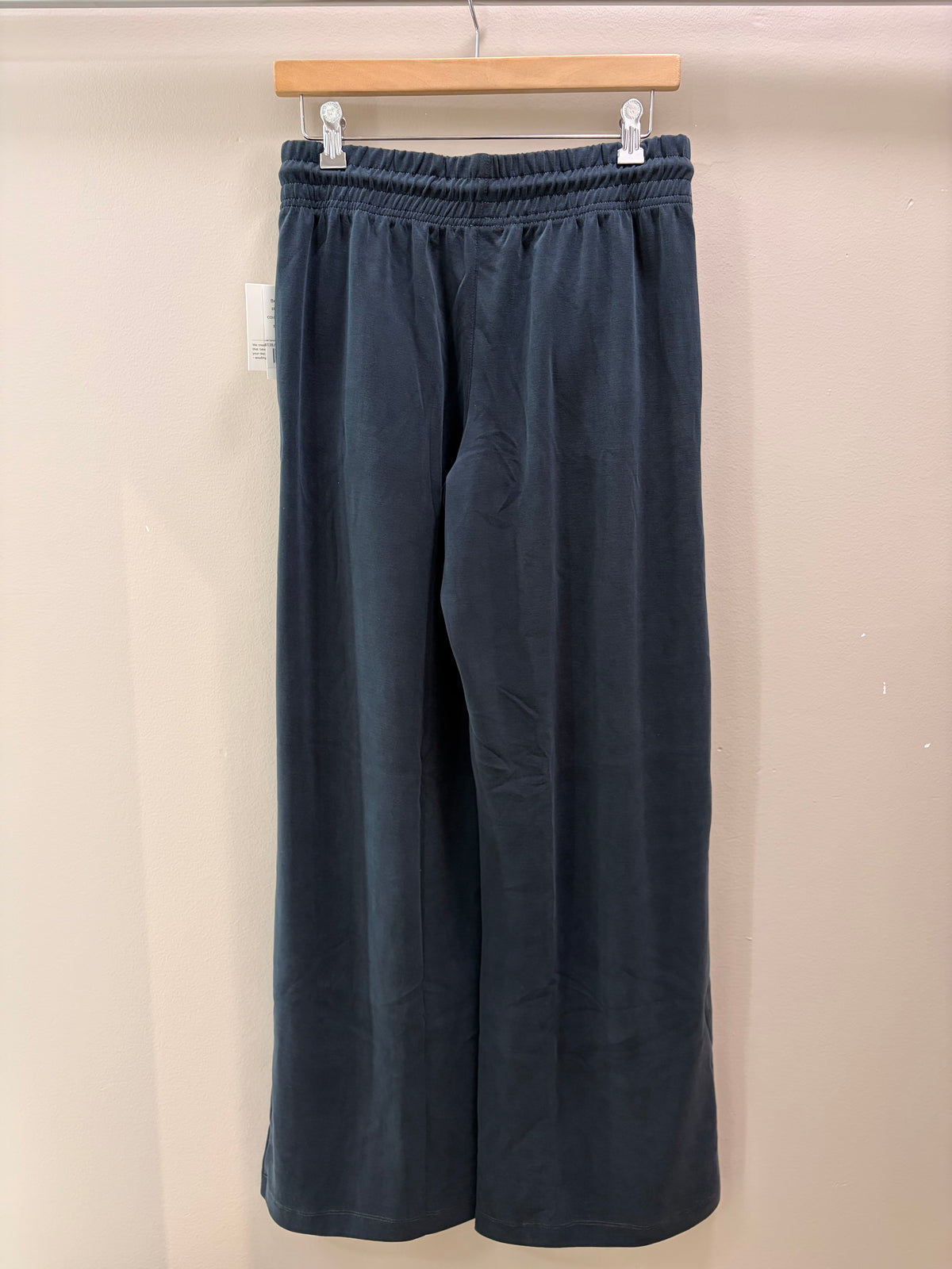 Beyond Yoga Luxe Sandwash Double Knit Wide Leg Pant- Dark Charcoal