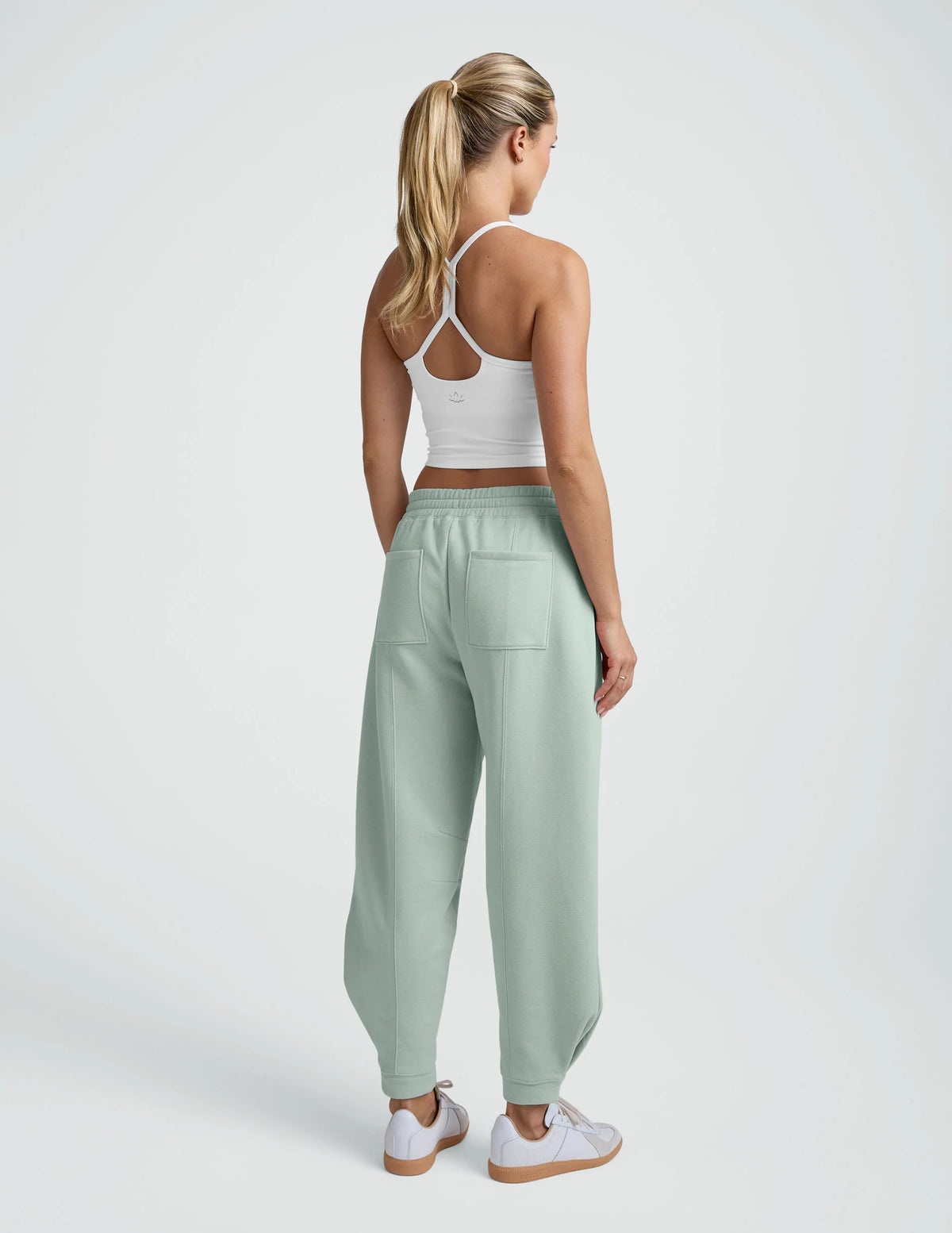 Beyond Yoga LuxeFleece Barrel Sweatpant - Pale Blue