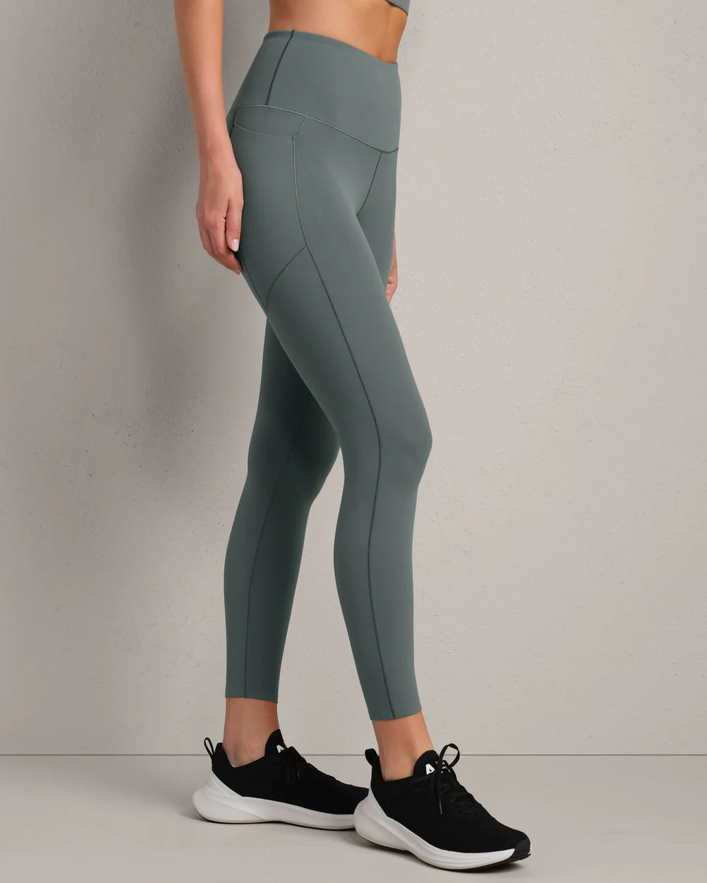 Rhone Apparel Revive 7/8 Legging - Green Smoke