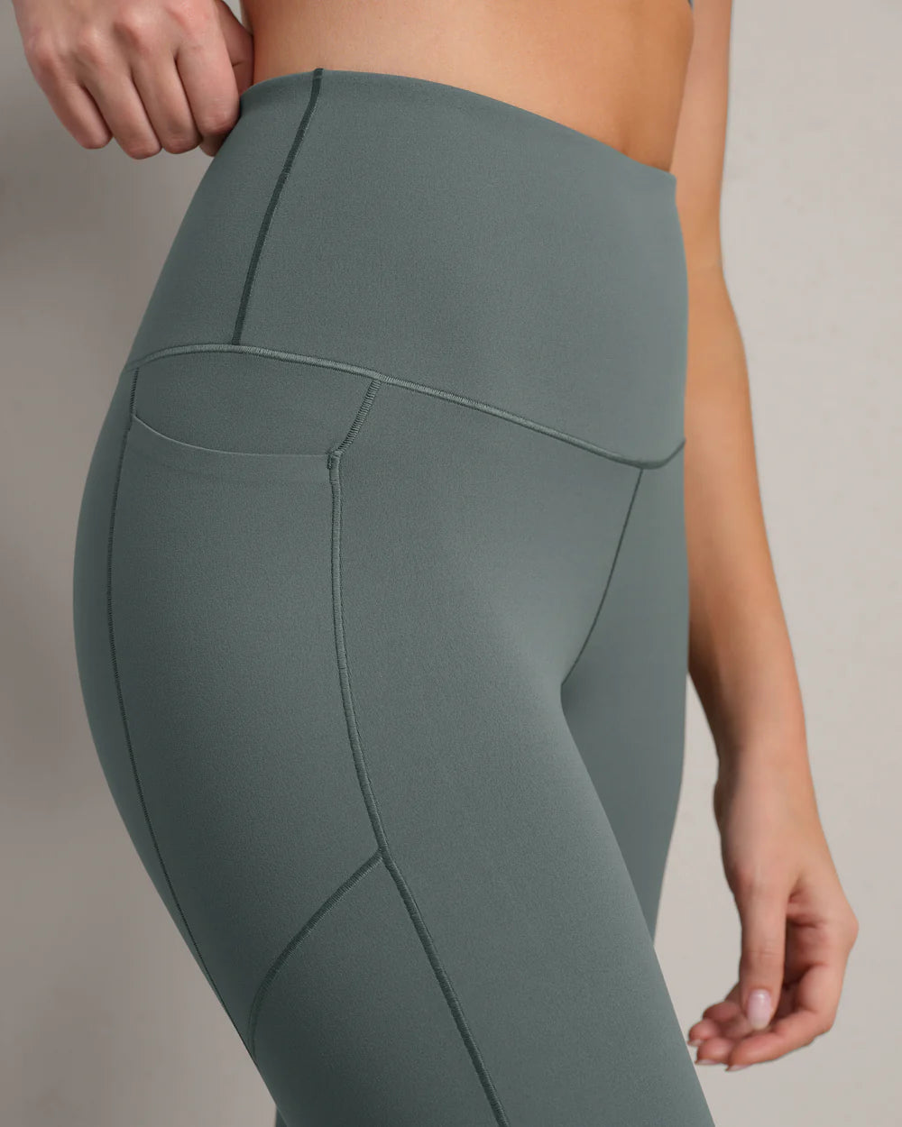Rhone Apparel Revive 7/8 Legging - Green Smoke