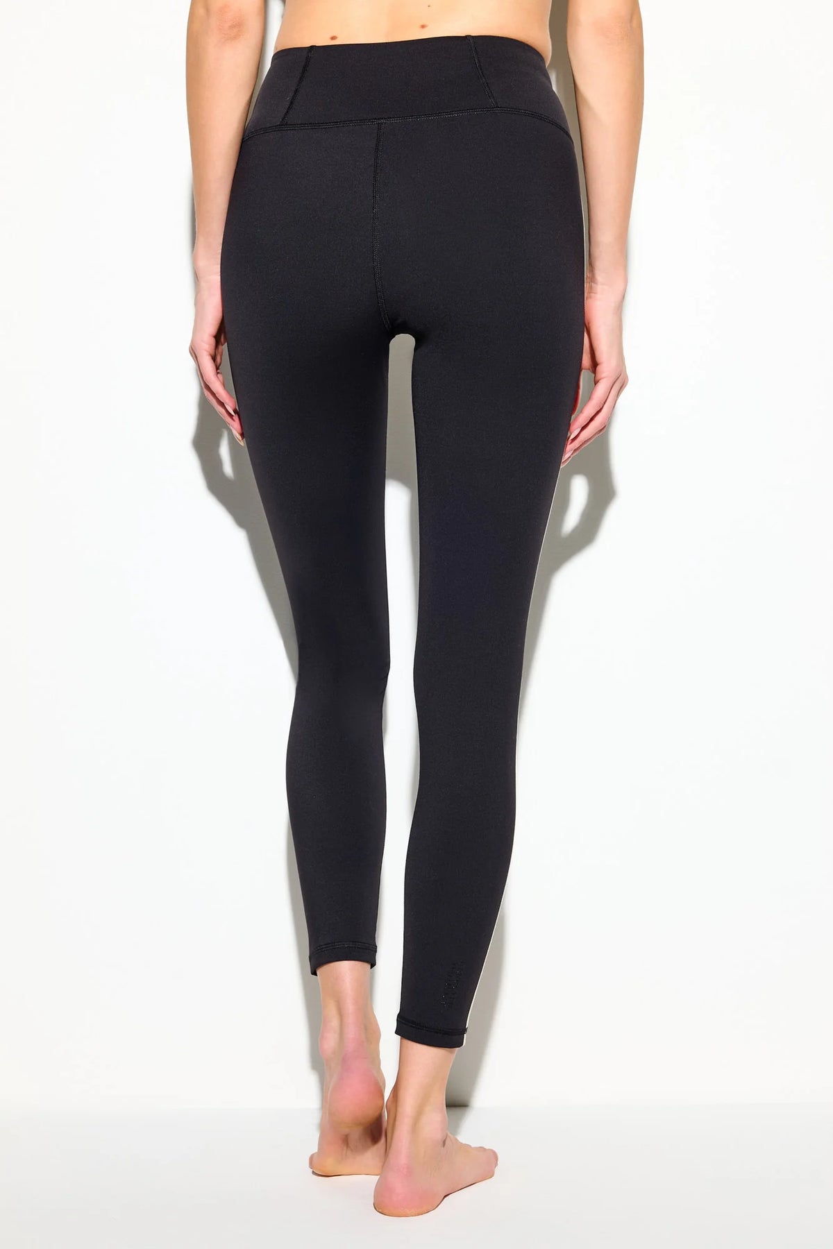 Spiritual Gangster Nirvana Skye 7/8 High Waist Legging - Black/Canvas