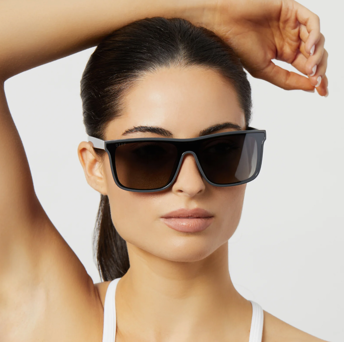 DIFF Eyewear Flash Sunglasses - Slate Grey + Grey Gradient