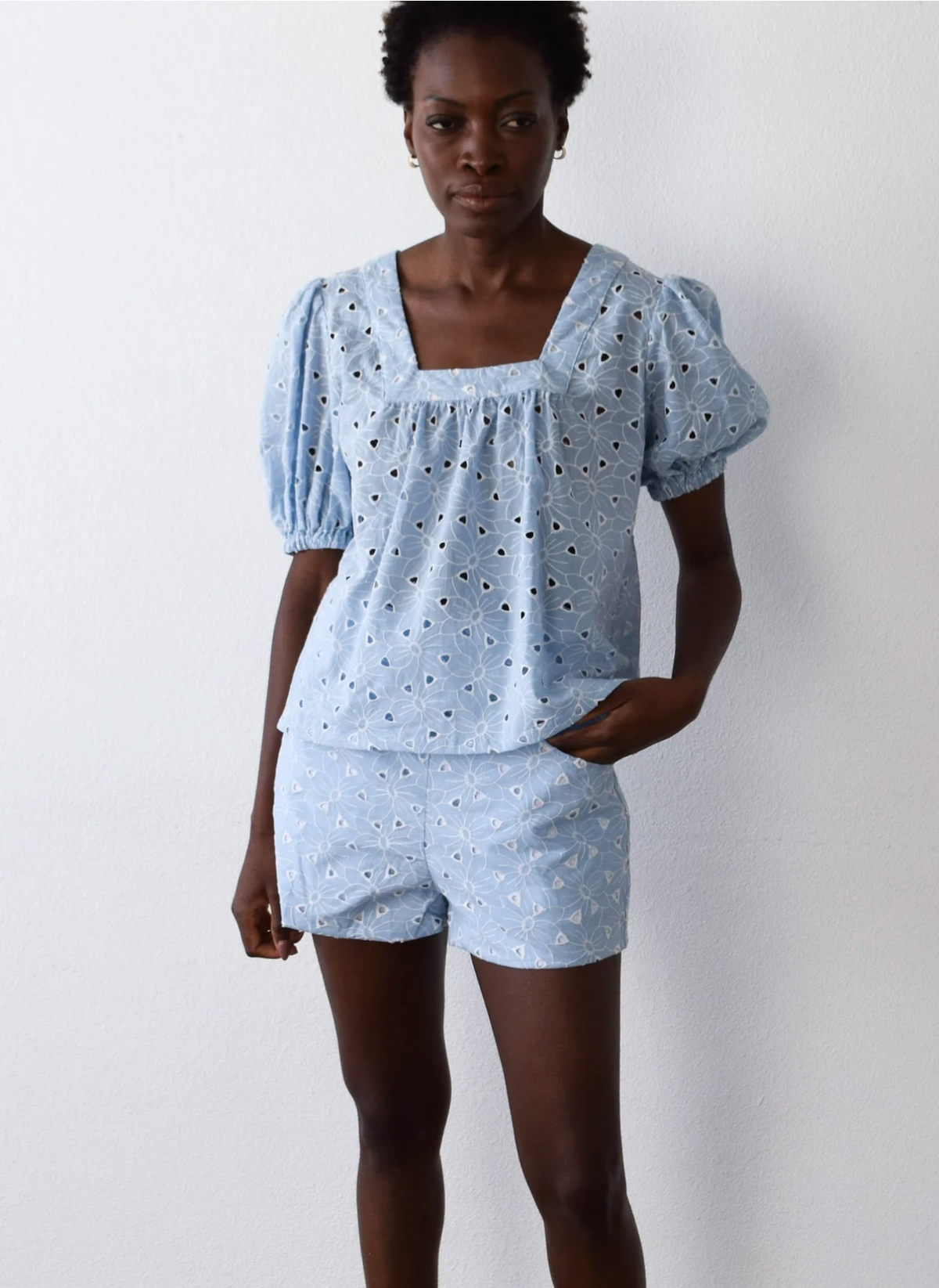 Never A Wallflower Amy Shorts - Blue Eyelet