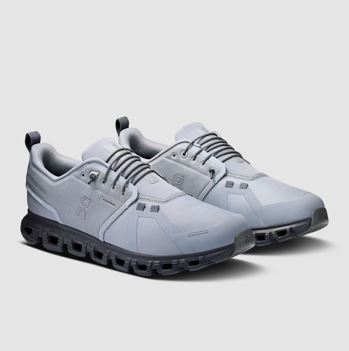ON Running Men&#39;s Cloud 6 WP - Alloy/Wolf