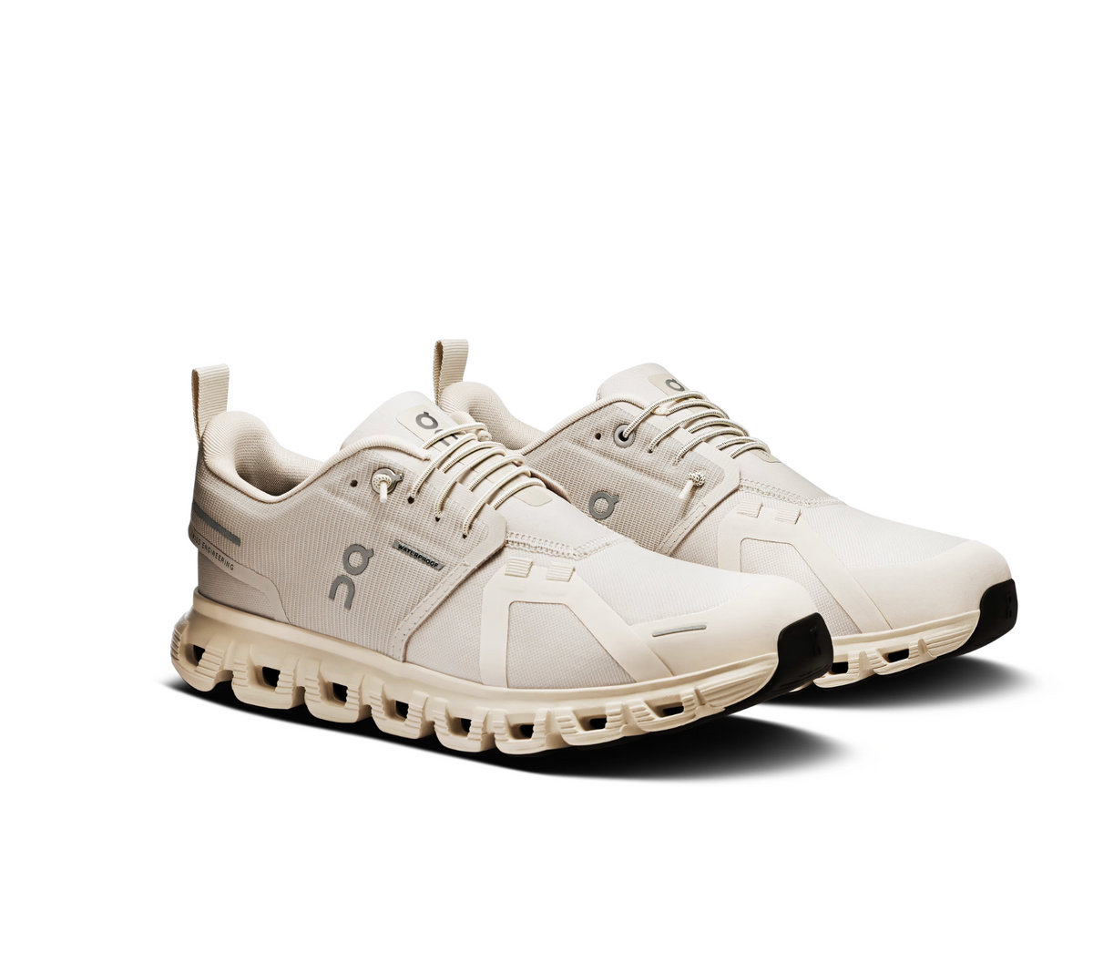 ON Running Women&#39;s Cloud 6 WP - Pearl/Cream