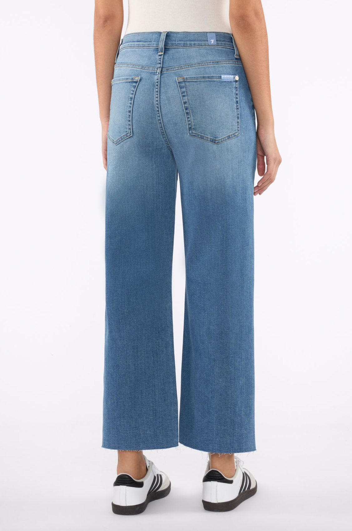 7 For All Mankind Cropped Alexa - Newton