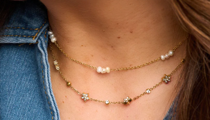 Nikki Smith Jessica Crystal Flower Choker