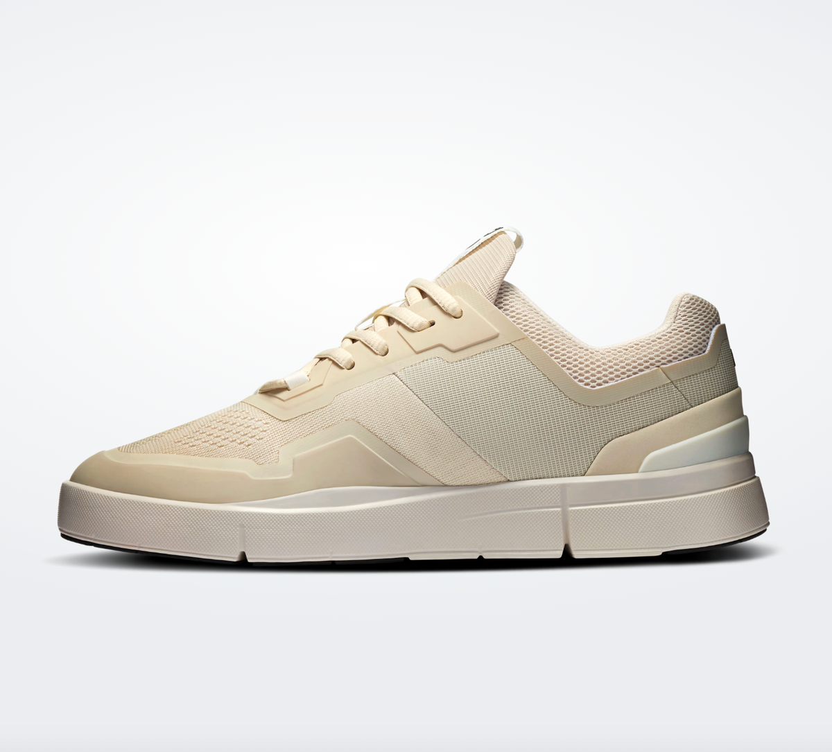 ON Running Women's THE ROGER Spin - Sand/Ivory