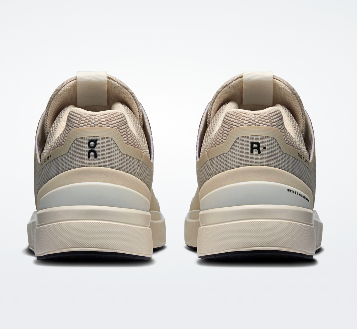 ON Running Women's THE ROGER Spin - Sand/Ivory