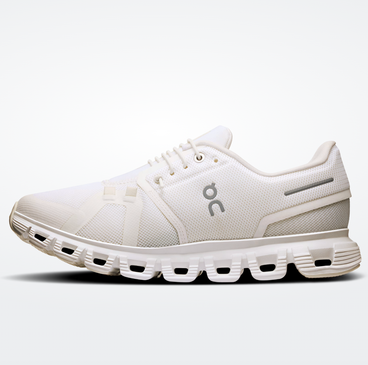 ON Running Women's Cloud 6 - White/White