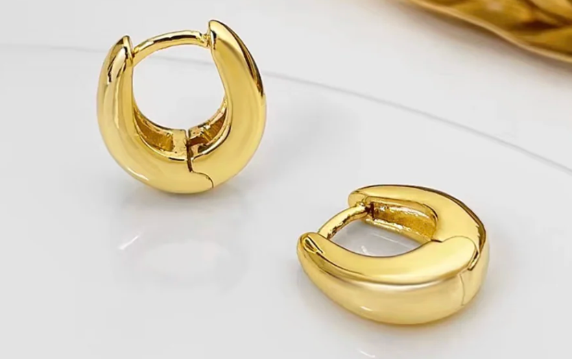 Katie Rae Stay On Earrings