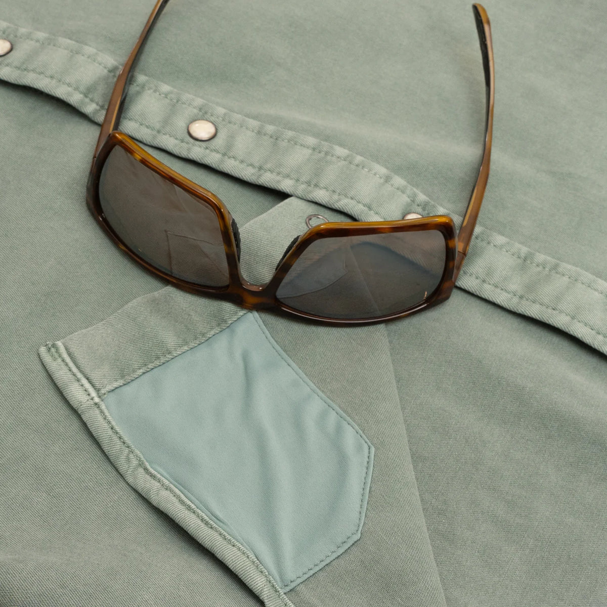PONCHO Denim Long Sleeve Shirt - The Ventura