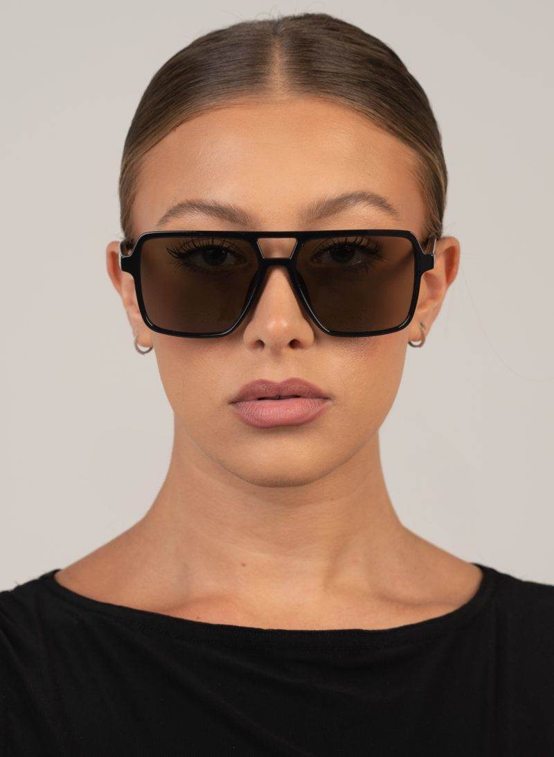 Otra Eyewear Zoya- Black/ Smoke