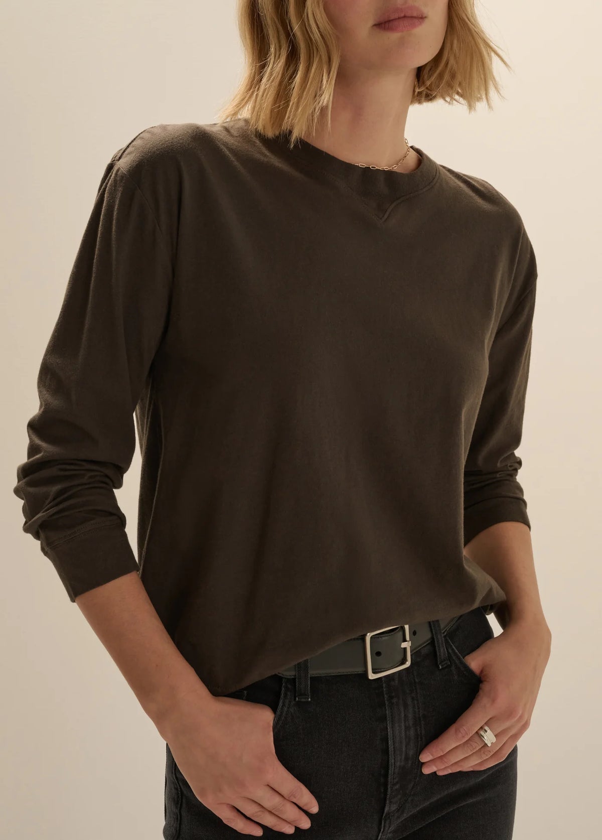 Favorite Daughter The Long Sleeve Everyday Tee - Espresso
