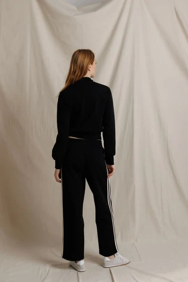 Perfect White Tee Claud Cropped Pant- True Black