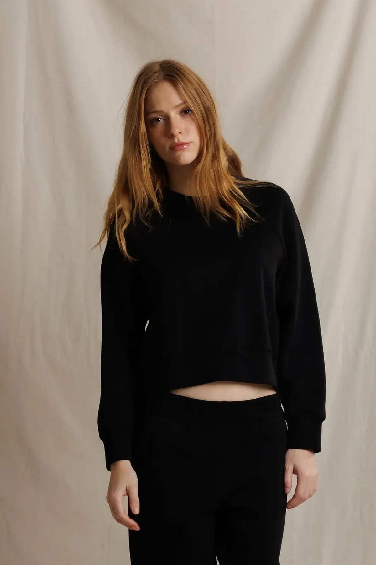 Perfect White Tee Nell- True Black