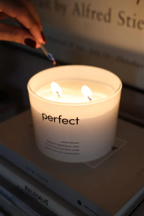 Perfect Candle - Seasonal White