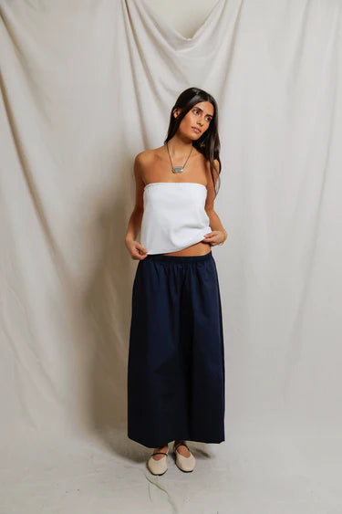 Perfect White Tee Minka- Poplin a-line skirt with pockets- Navy