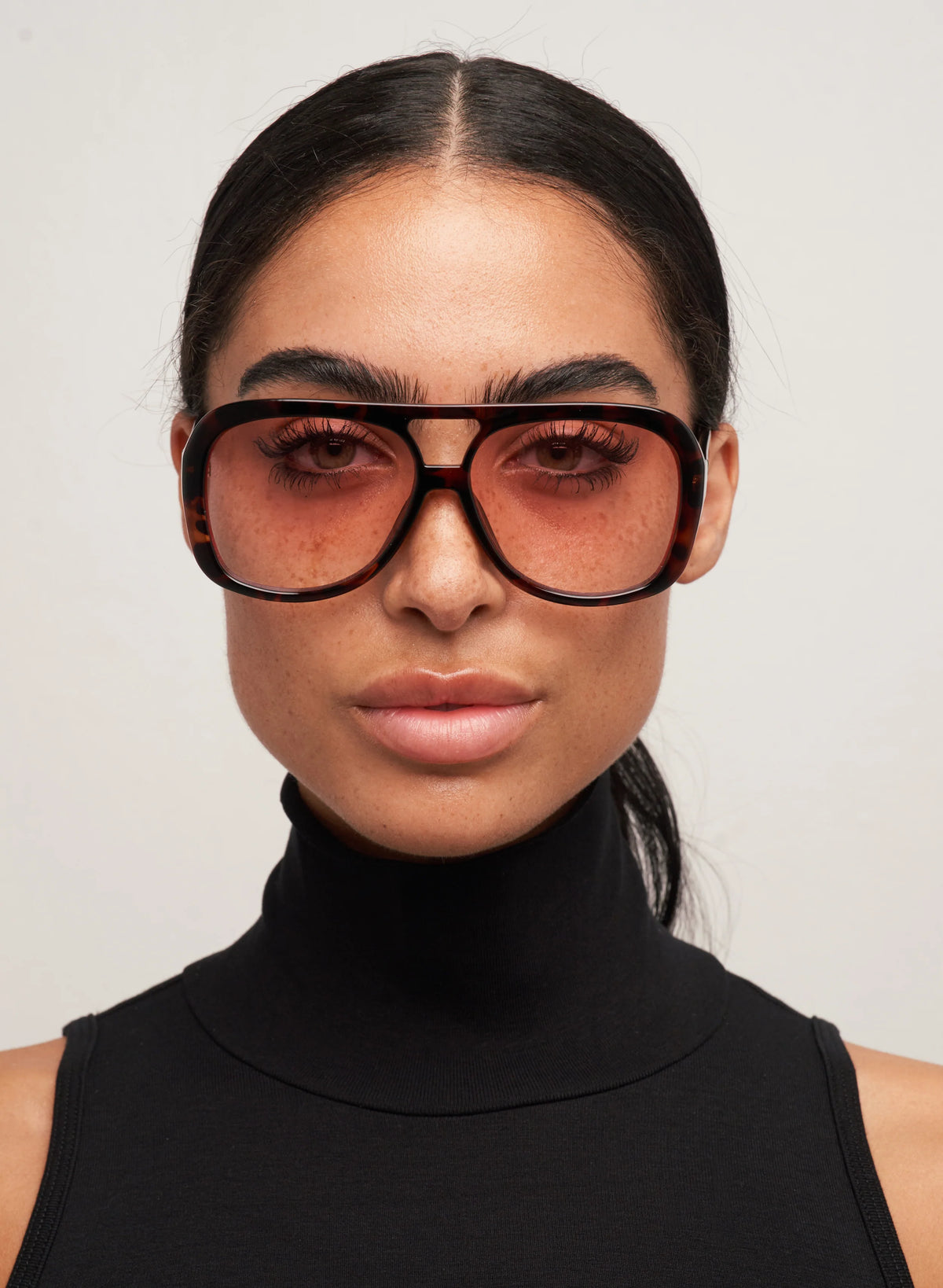 Otra Eyewear Yara- Tort/ Pink Fade