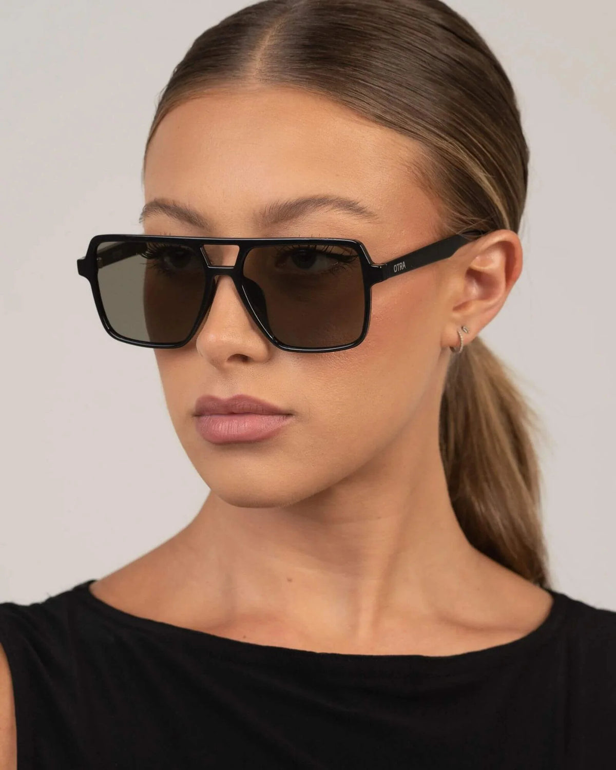 Otra Eyewear Zoya Sunglasses - Black / Smoke
