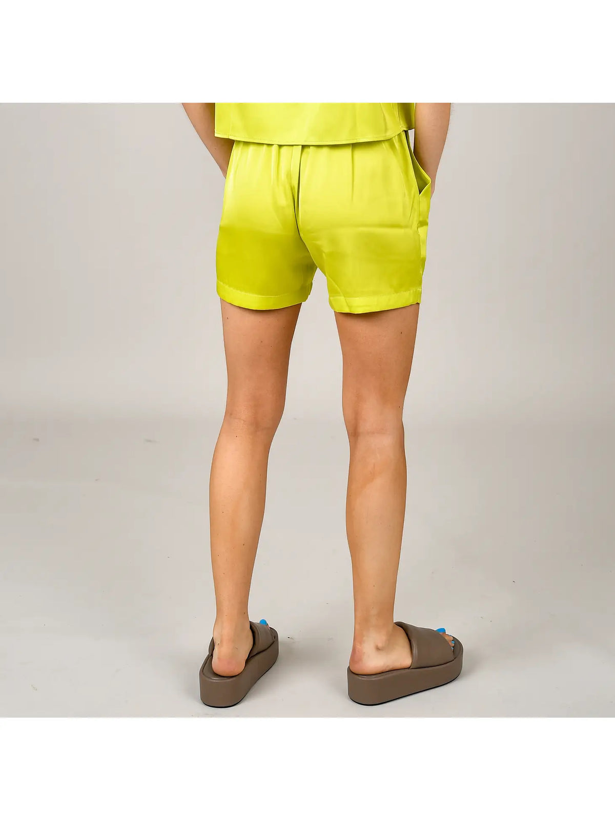 RD Style Patti Pull-On Short w/ Slant Pocket - Sunny Lime